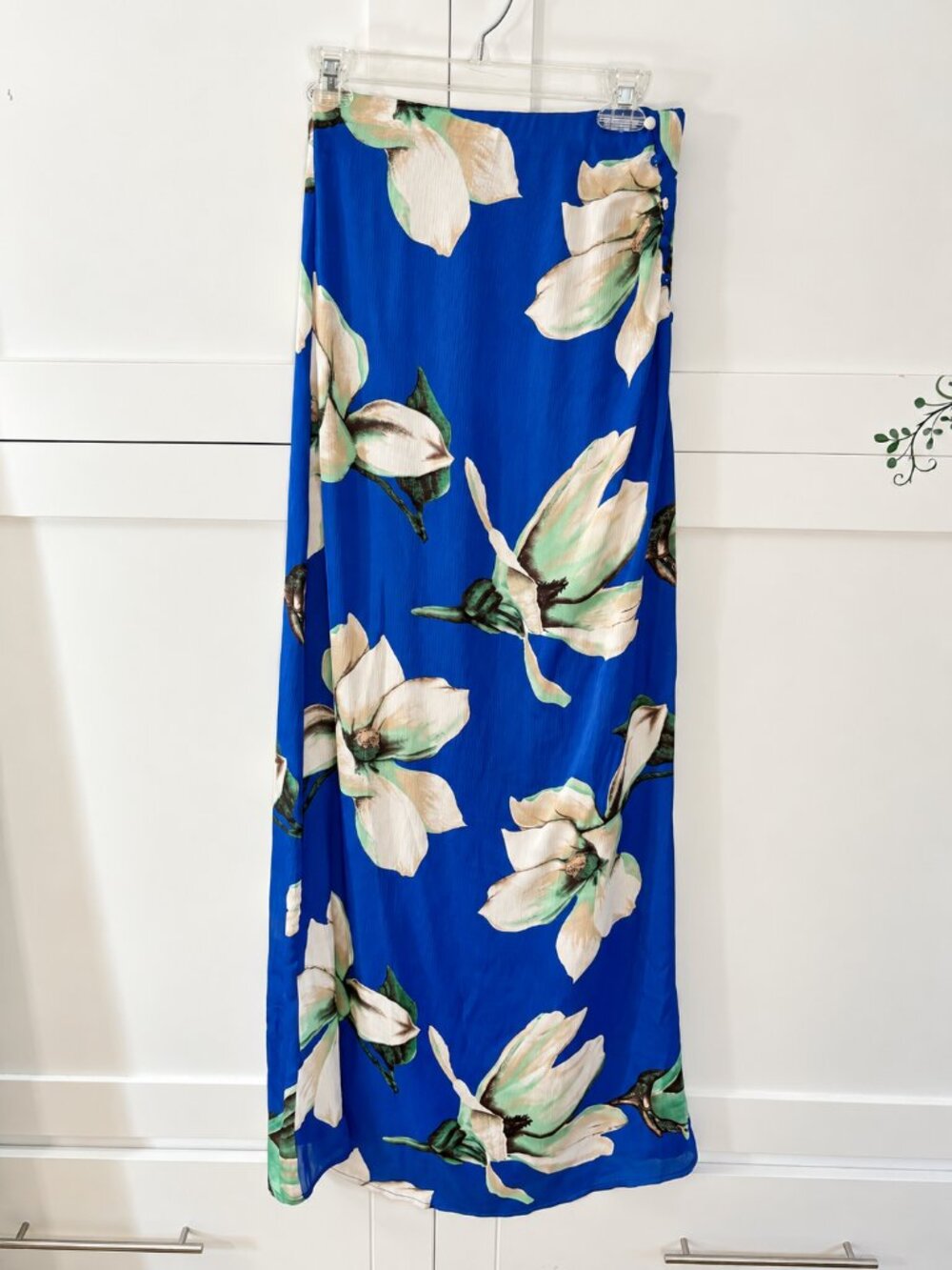 Emory Park | 100% Polyester | Floral Print Button Detail Maxi Skirt - Size Small